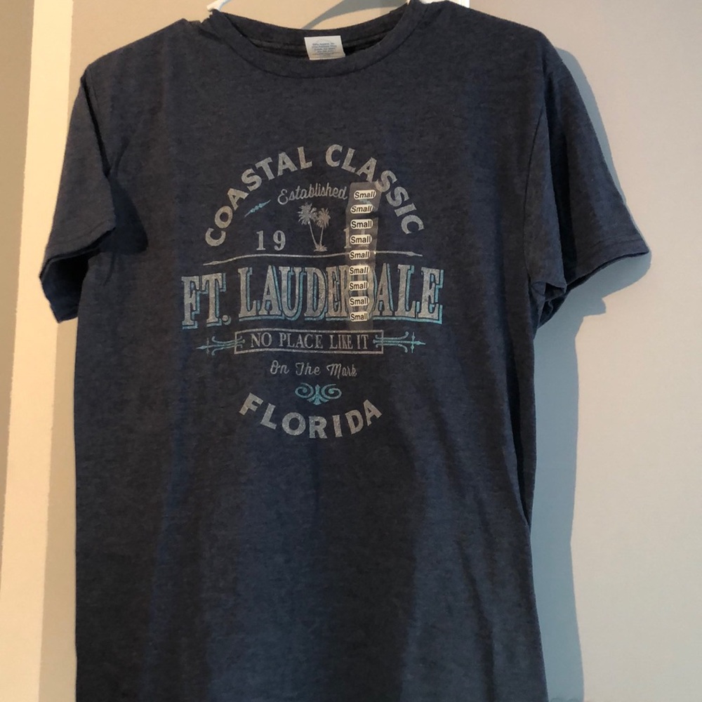 🔥3/$12🔥 NWT FT LAUDERDALE,FL T-SHIRT